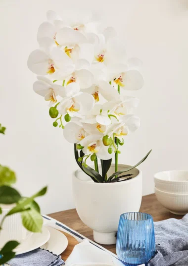 Orquídea Blanca Artificial en Maceta Decorativa